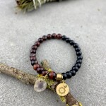 Sólyomszem agancsos karmala, karkötő